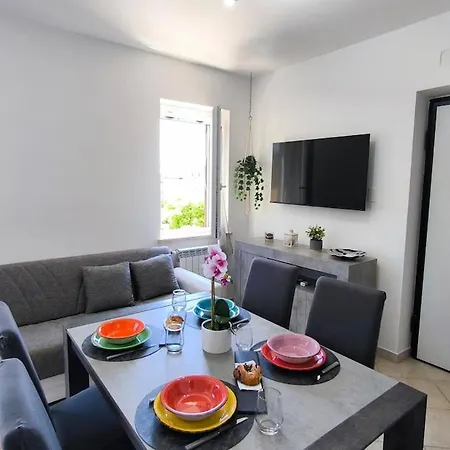 Sunrise - Apartamento Sabaudia